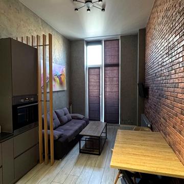 Університетська вул., 3/3