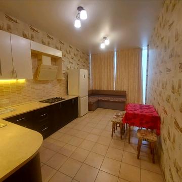 Перлинна вул., 1