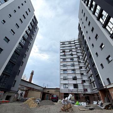 Гетьмана Петра Дорошенка вул., 28б