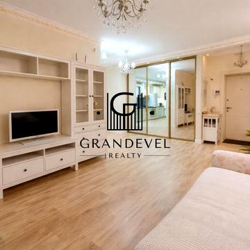 Валерія Лобановського просп. (Червонозоряний), 4-Б