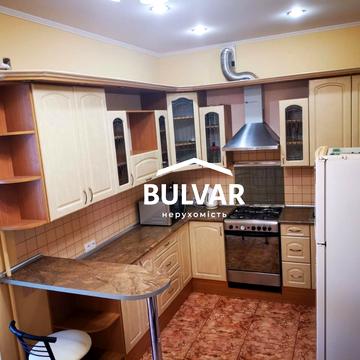 Бориса Чичибабіна вул., 7а