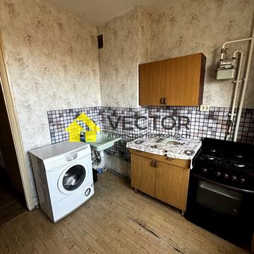 Колективна вул., 8