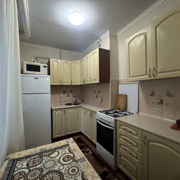 Героїв Крут вул. (Фурманова), 12