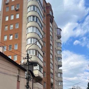 Шпитальна вул., 6