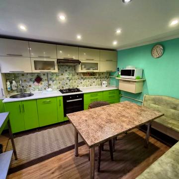 Бориса Мозолевського вул. (Чередниченка)