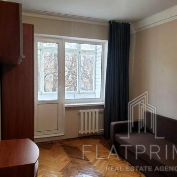 Волинська вул., 5