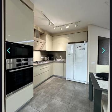 Слави бульв., 2-Д