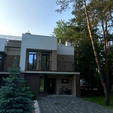 Незалежності України вул., 54