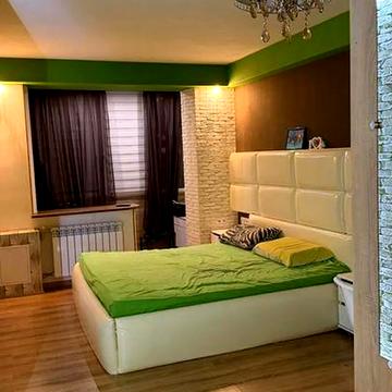 Нескорених вул. (Героїв Праці), 4