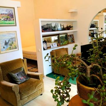 Антоновича вул. (Горького), 23-Б