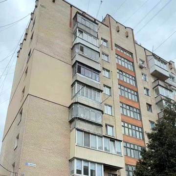 Подільська вул., 12