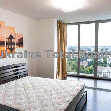 Юрія Пасхаліна вул. (Ілліча), 17