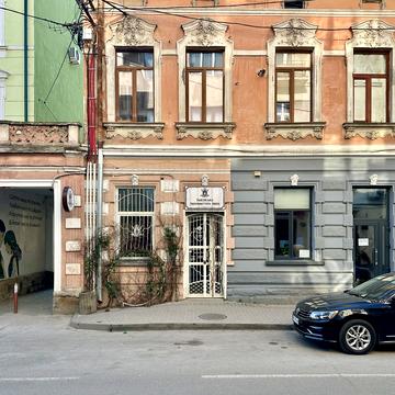 Кульчицької вул., 9