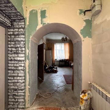 Михайла Старицького вул., 4