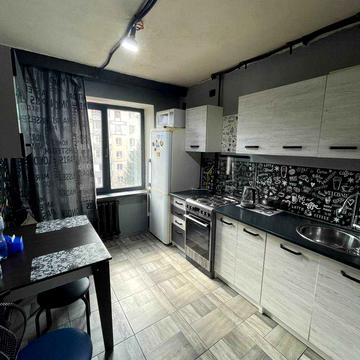 Великотирнівська вул., 34