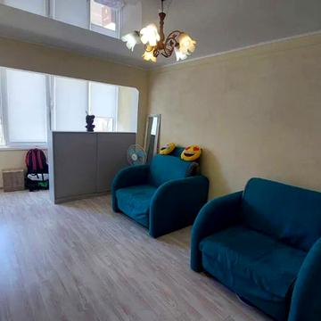 Мілютенка вул., 18