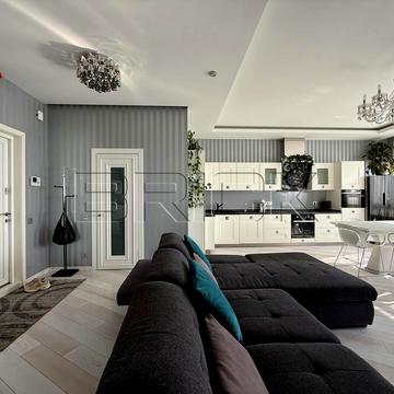 Джона Маккейна вул. (Івана Кудрі), 7