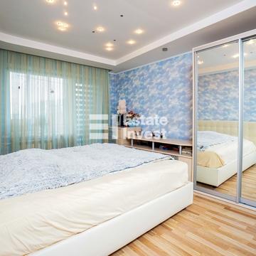 Чорних Запорожців вул. (Петра Запорожця), 16