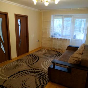 Івана Франка пров., 37