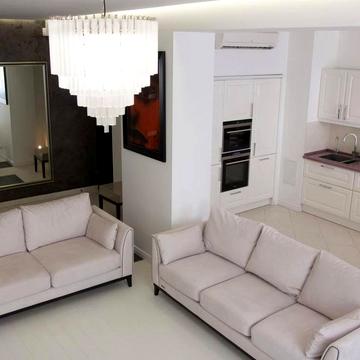 Вячеслава Чорновола просп. (), 67в