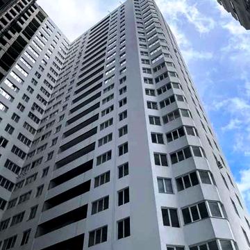 Світла вул., 3