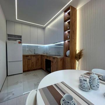 Володимира Івасюка вул., 1