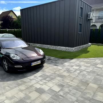 Садова вул., 61