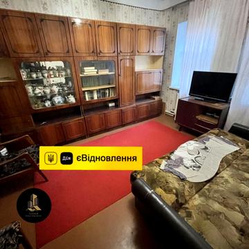 Маяковська