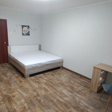 Сергія Данченка вул., 1