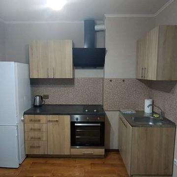 Сергія Данченка вул., 1