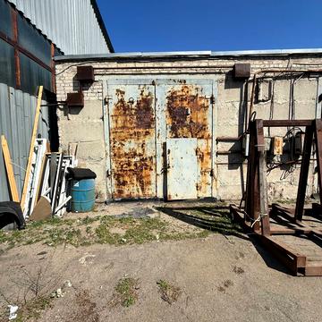 Курсанта Скоробогатька вул., 6