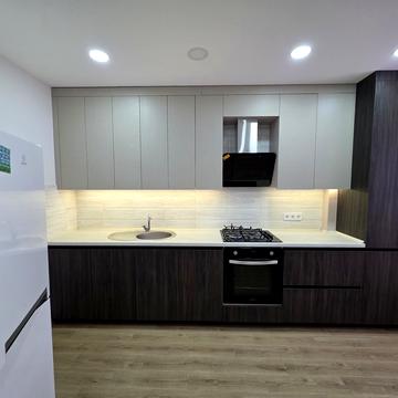 Набережна Перемоги вул., 42