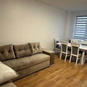 Хіміків вул., 8