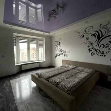 Володимира Івасюка вул., 7