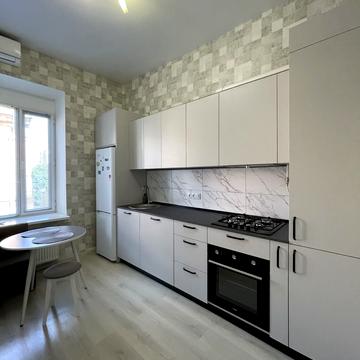 Успенська вул. (Чичерина), 127