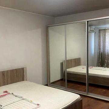 Балківська вул., 183