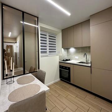 Клима Савури вул., 9