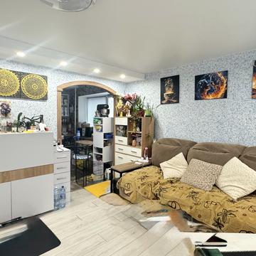 Русанівська набережна вул., 22