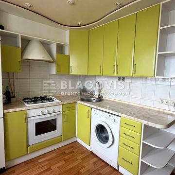 Березняківська вул., 30