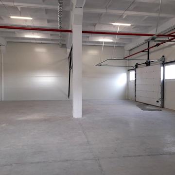 Амосова вул., 48