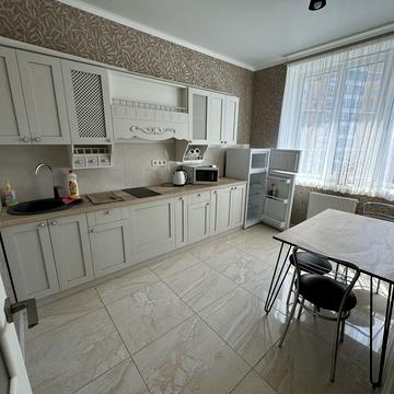 Лесі Українки просп. (Гагаріна), 19-А