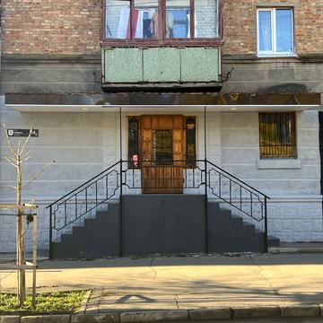 Соборна вул., 12/1