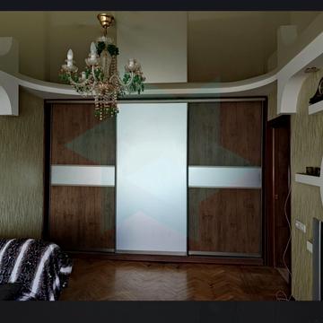 Набережна Перемоги вул., 40-Д