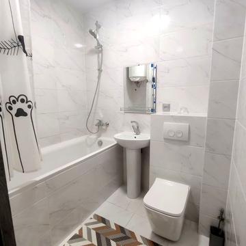 Новорічна вул., 79