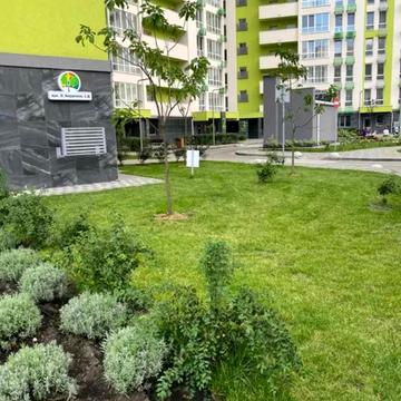 Олеся Бердника вул., 1-Д