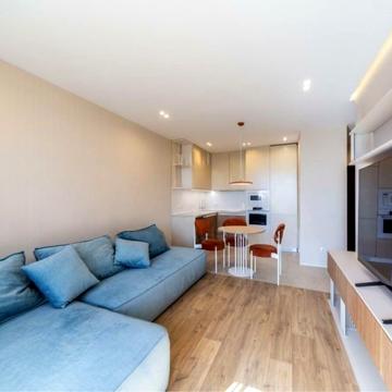 Дніпровська набережна вул., 20-А