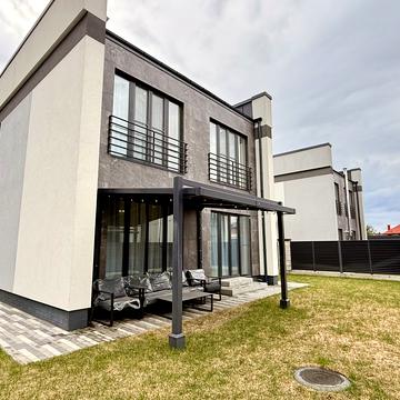 Виноградна вул.