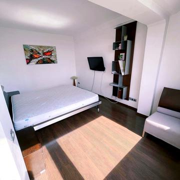 Велика Васильківська вул. (Червоноармійська), 145/1