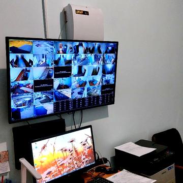 Центральна, 45