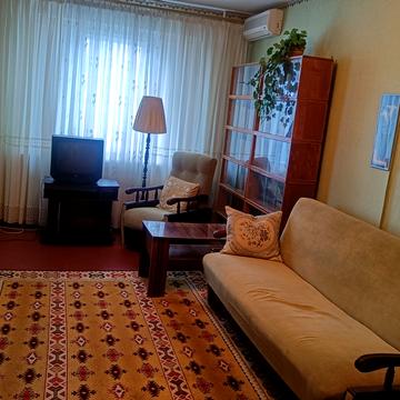 Володимира Коваленка вул., 144